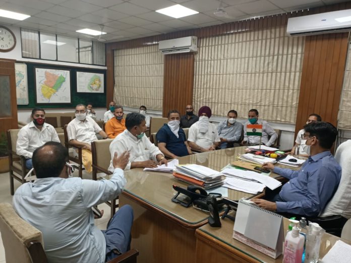 yamunanagar hulchul meetings for opening shops deputy commissioner yamunanager